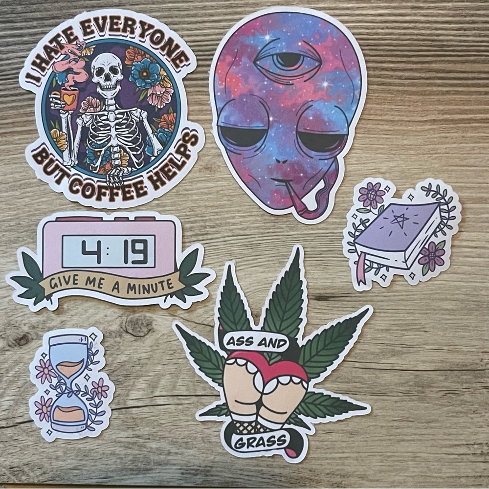 🎄6 Custom 420 Friendly Stickers
